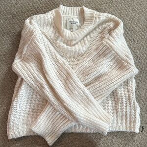 Abercrombie & fitch white knitted sweater